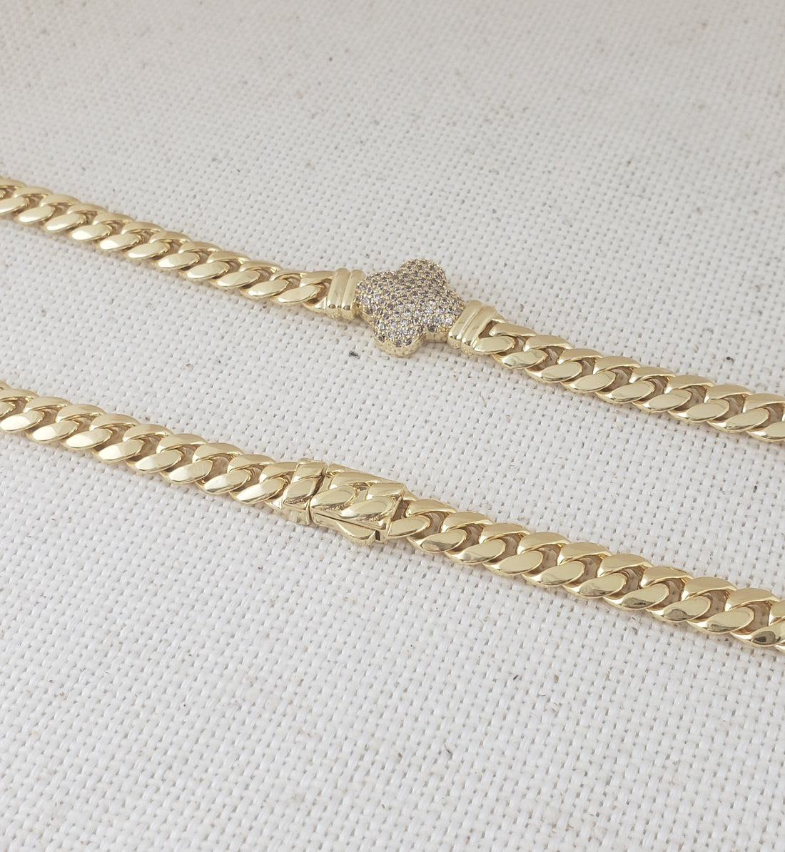14K Gold Plated Clover Choker Necklace