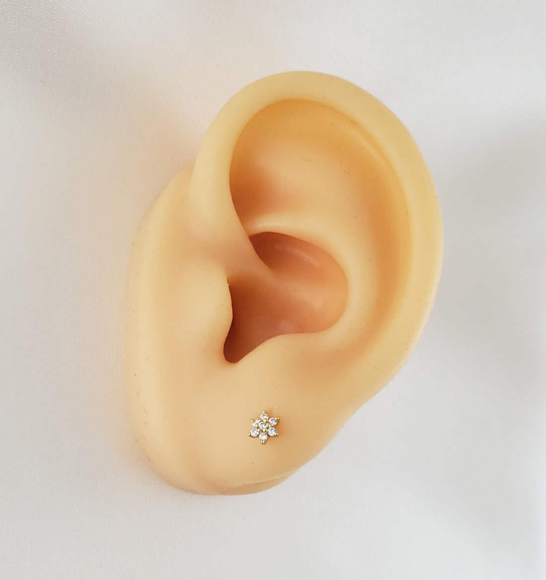 18K Gold Plated 925 Sterling Silver Cz Flower Stud Earrings